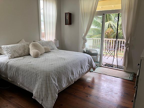 Master bedroom and private lanai