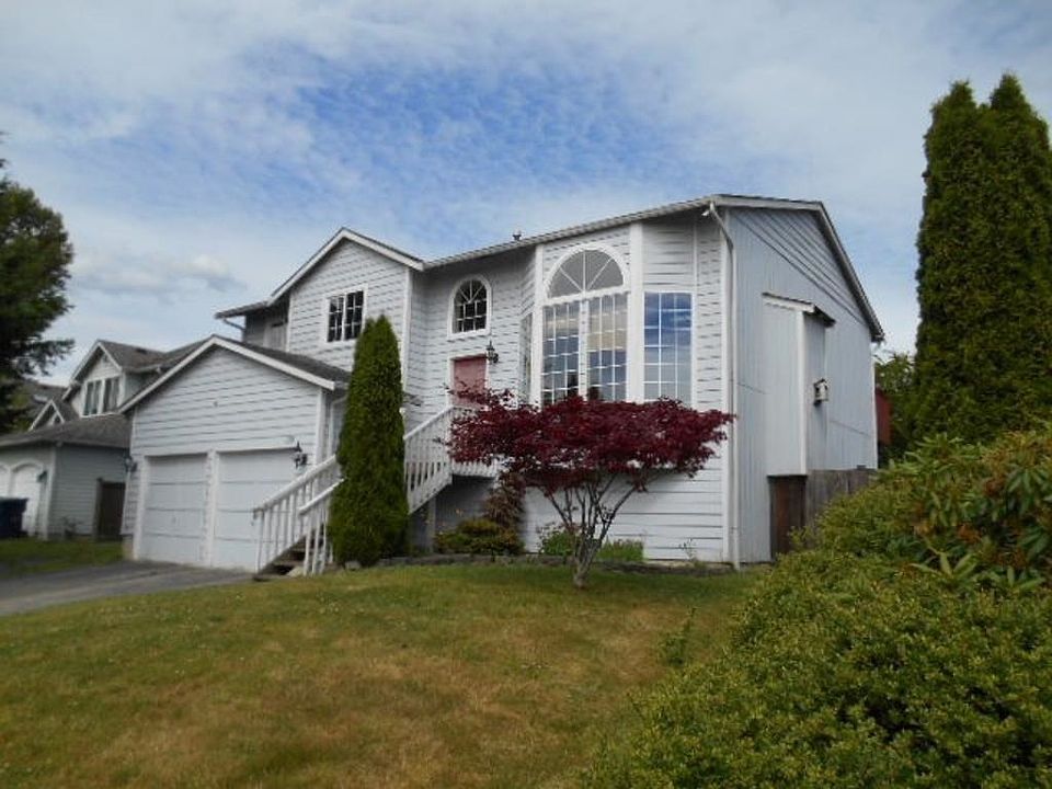 1st image of 1333 90th Ave NE