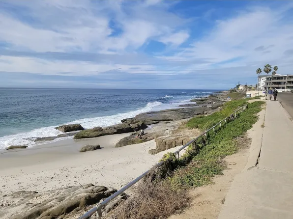 439 Rosemont St, La Jolla, CA 92037