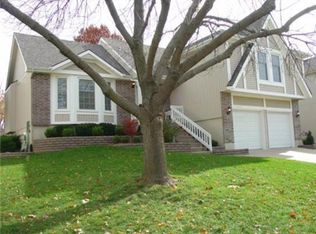 12129 S Hagan St, Olathe, KS 66062