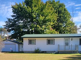 S7313 Lowes Creek Rd, Eau Claire, WI 54701