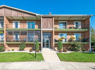 11349 S Roberts Rd APT I, Palos Hills, IL 60465