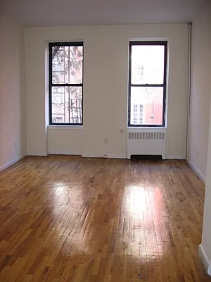 Rented by City Connections Realty | media 12