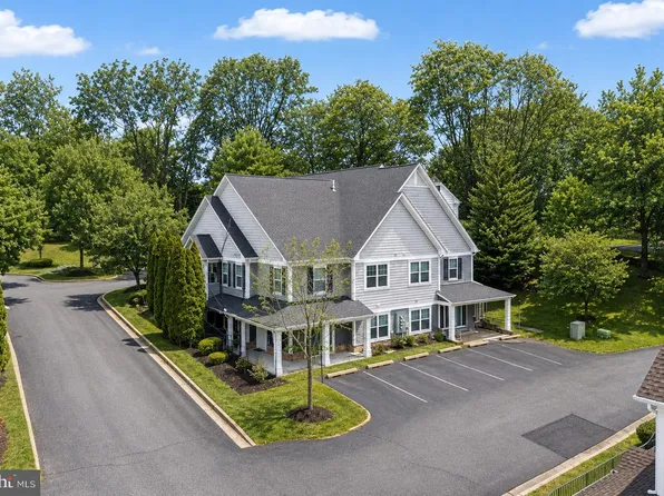 9717 Winery Ct #9717, Gaithersburg, MD 20879