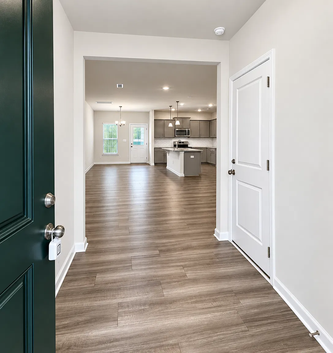 3 bed, 2.5 bath, 1558 sqft, $1,925 — Photo 4