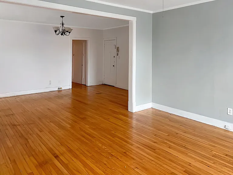 131 N Addison Ave #3 — Photo 3