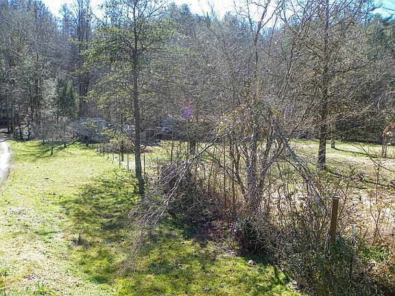 3rd image of 4902 Bogard Rd Lot 7