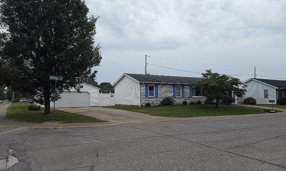 1st image of 808 Holiday Dr