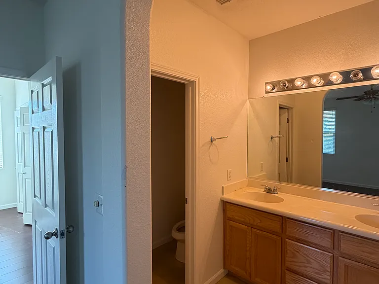 4607 W Brianna Way — Photo 14