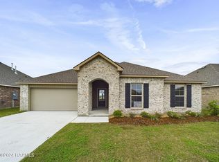 231 S Lakepointe Dr, Lafayette, LA 70506