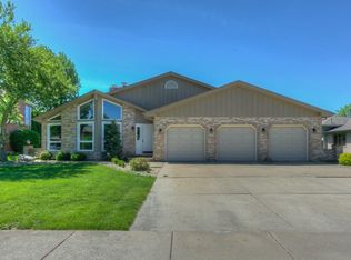 700 Central Rd, New Lenox, IL 60451