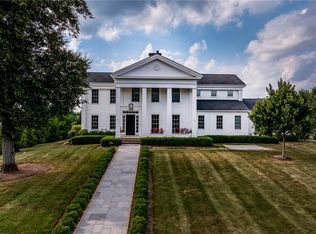 115 E Summit St, Chagrin Falls, OH 44022