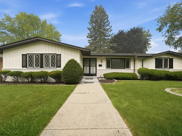 2508 Gabriel Ave, Zion, IL 60099