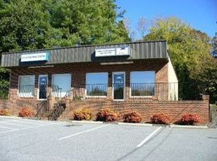 92 S Main St, Granite Falls, NC 28630