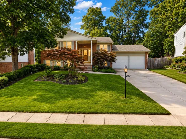 6006 Merryvale Ct, Springfield, VA 22152