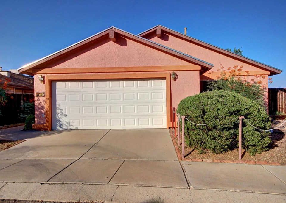 1st image of 4676 N Courtney Dr