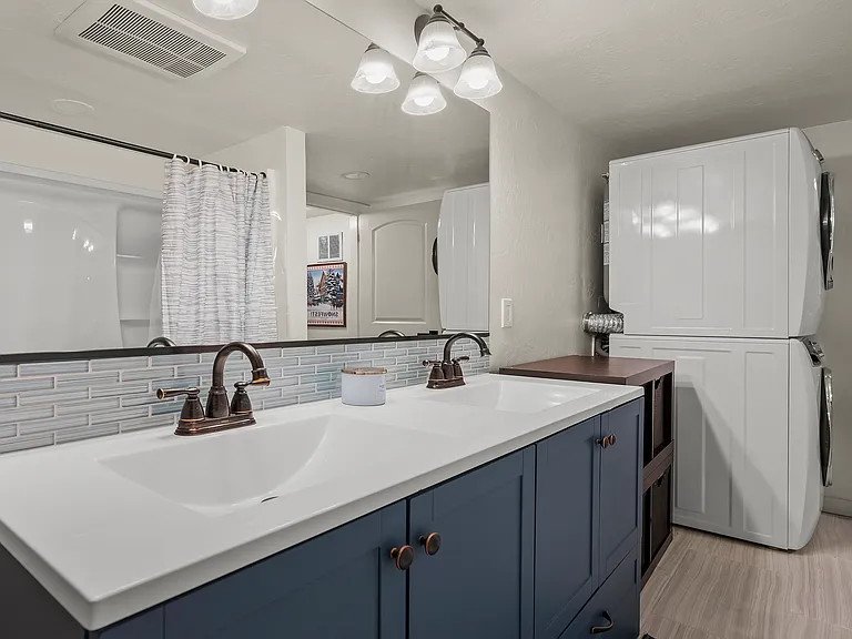 1595 Washoe Way — Photo 16