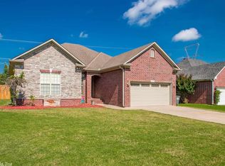 1025 Champions Dr, Conway, AR 72034