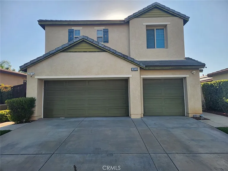 36934 Bay Hill Dr — Photo 1