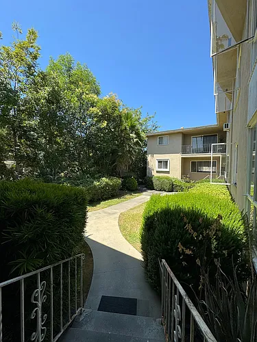 350 Pasadena Ave Photo 1