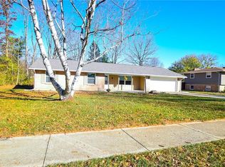 675 Paxson Dr, Yellow Springs, OH 45387