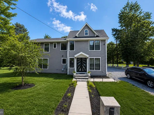 1211 Linton Ln, Shady Side, MD 20764