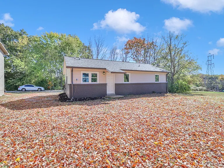 7108 Hicks Ct — Photo 34