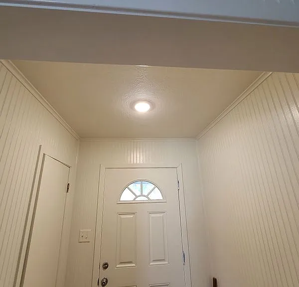 4207 Woodcrest Dr — Photo 4