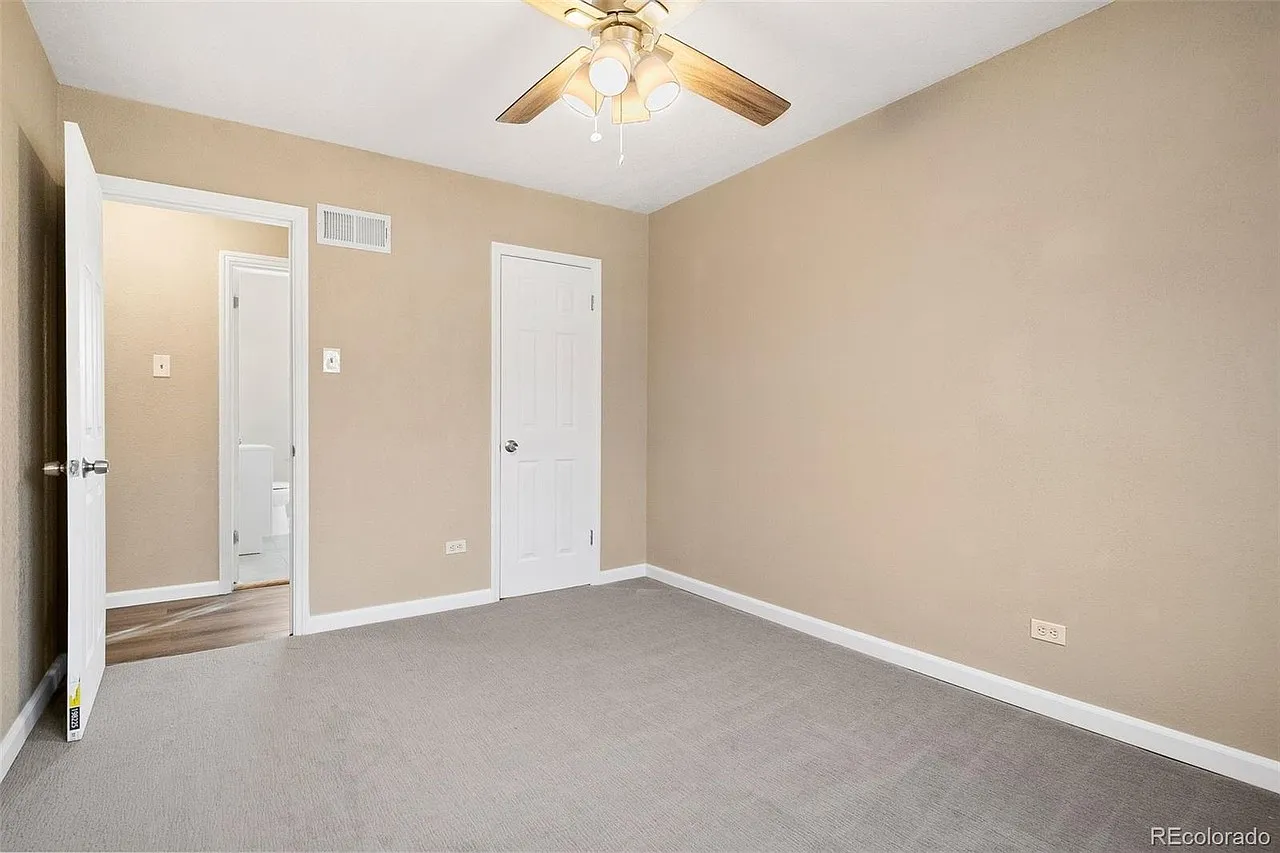 2 bed, 1200 sqft, $2,595 — Photo 4