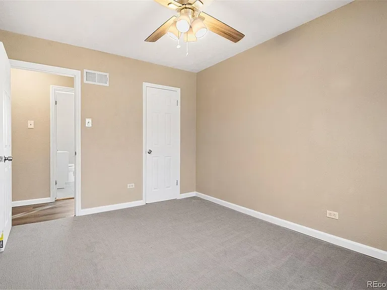 2301 Newport St — Photo 4