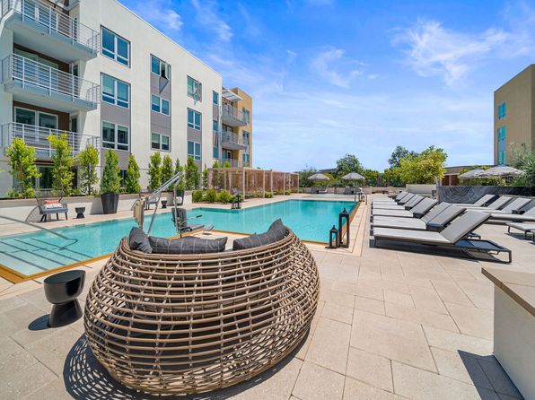 585 Anton Blvd #2339