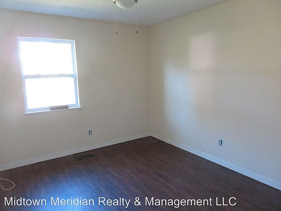 3rd image of 2821 Stokley Ln