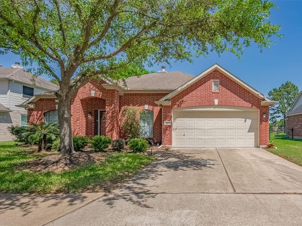 16606 Cypress Downs Dr