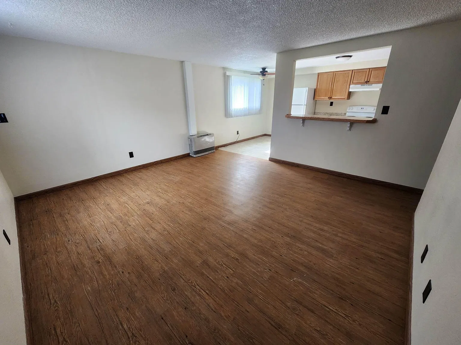 2 bed, $1,150 — Photo 2