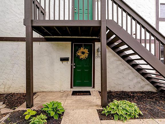 2nd image of 1577 Arlington Ave #1577A