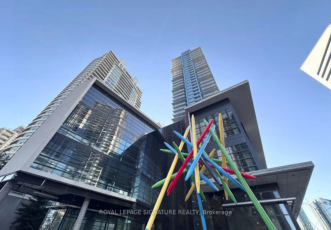 4955 Yonge St — Photo 1