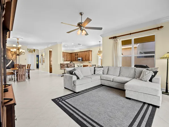 10631 Silverton Lane, Boynton Beach, FL 33437