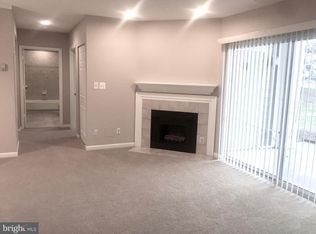 20303 Beechwood Ter UNIT 102, Ashburn, VA 20147