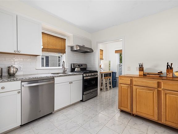 2nd image of 627 Fruit Hill Ave