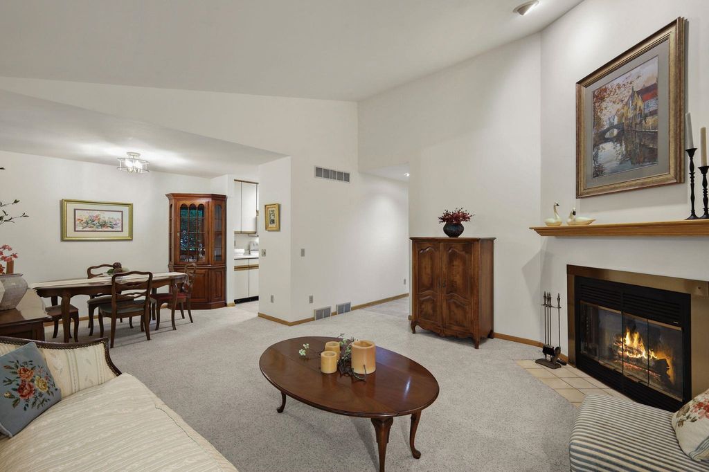 151 Ponwood Cir, Madison, WI - View 6