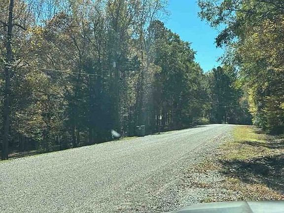 Exterior Neighborhood (street photo)