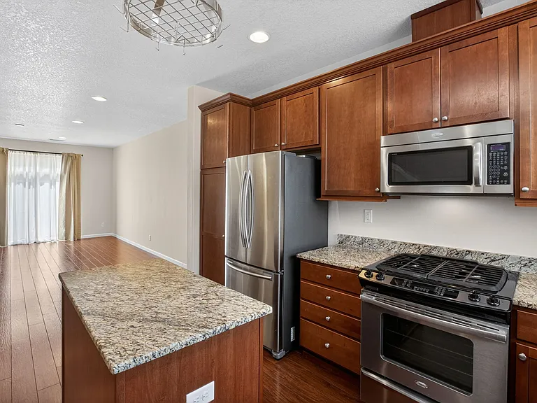 10988 SW Sage Ter — Photo 8