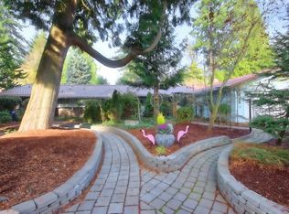 8420 SE 63rd St, Mercer Island, WA 98040