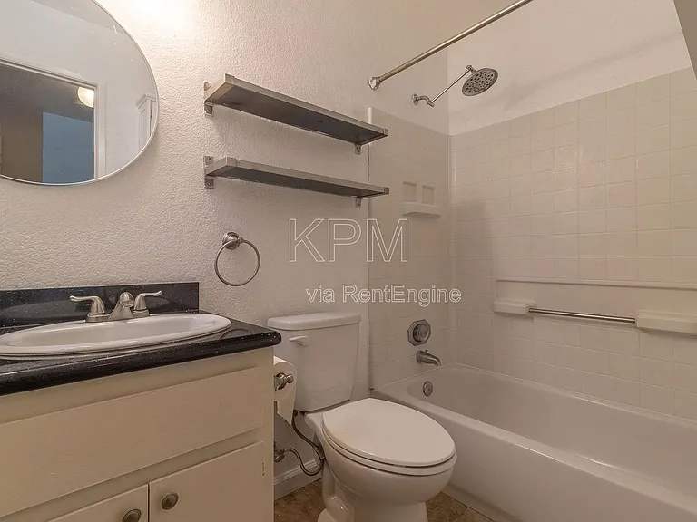 445 Almond Dr #144 — Photo 10