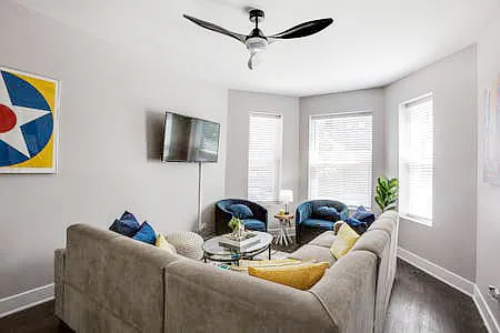 1610 W Waveland Ave #1 — Photo 3