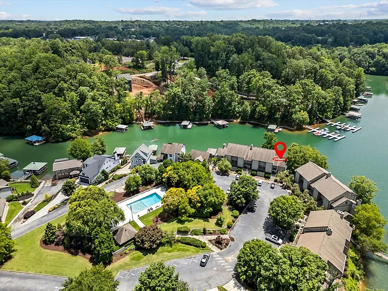 701 Loran Pointe Cir — Photo 18
