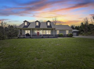 5901 Colony Church Rd, Farmington, MO 63640