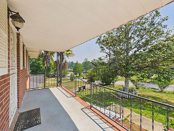 4th image of 4525 Kenesaw Dr