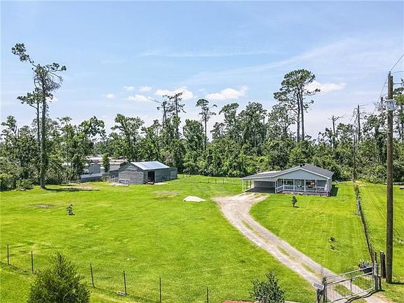 2nd image of 443 Armistead Ln #L