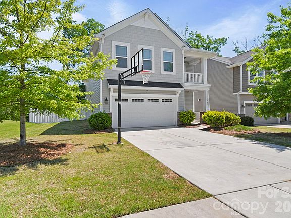 2nd image of 1406 Kings Grove Dr